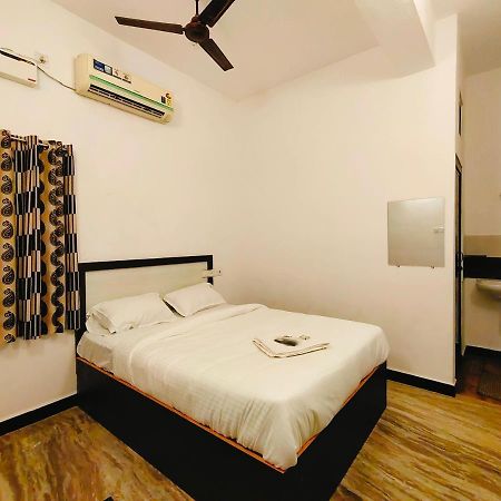 Hotel La Dreamy Residency à Pondichéry Extérieur photo